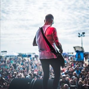 Meet your Posher, Lee